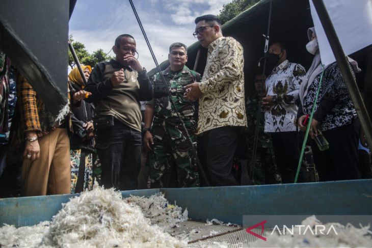 Inovasi mesin pengolah sampah 