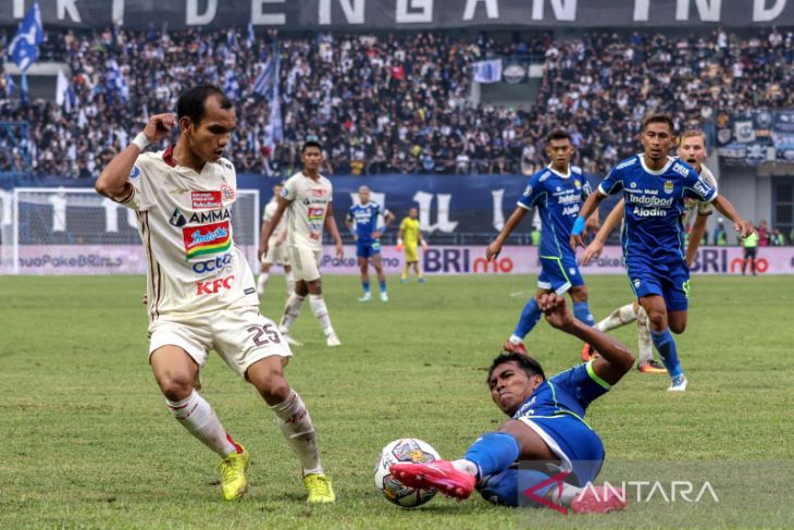 Persib Bandung menang atas Persija Jakarta 