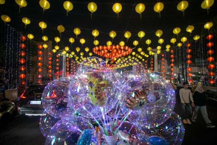 Lampion di kawasan Pasar Gede Solo