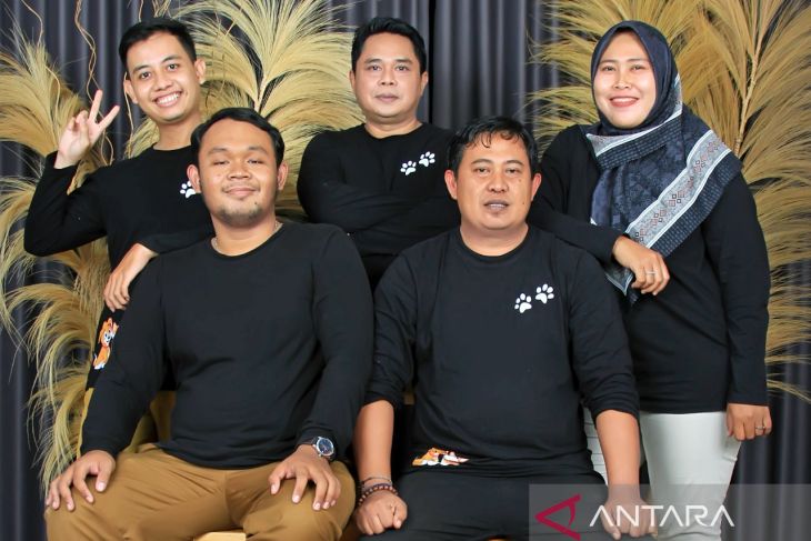 Cerita Ike Yuniarni soal tantangan besar menjadi dokter hewan di Banten Selatan
