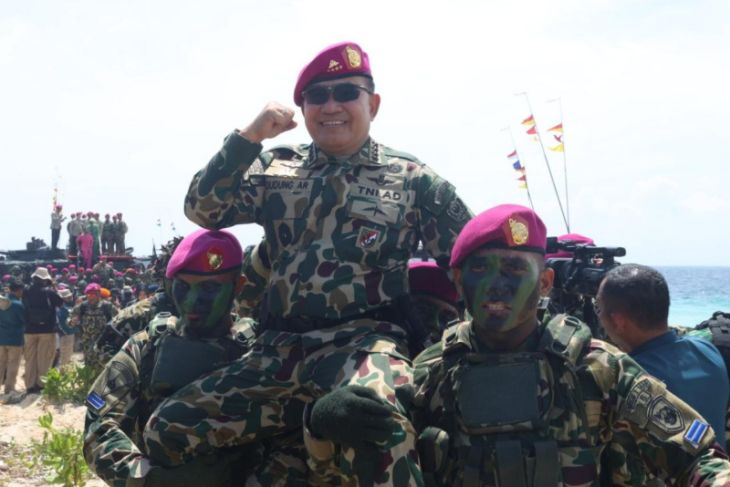 Kasad dikukuhkan sebagai warga kehormatan Korps Marinir TNI AL