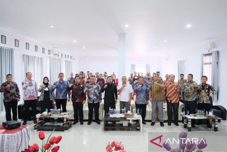 Kepala LKBN Antara Bangka Belitung  berikan Pelatihan Jurnalistik di Kanwil Kemenkumham Babel