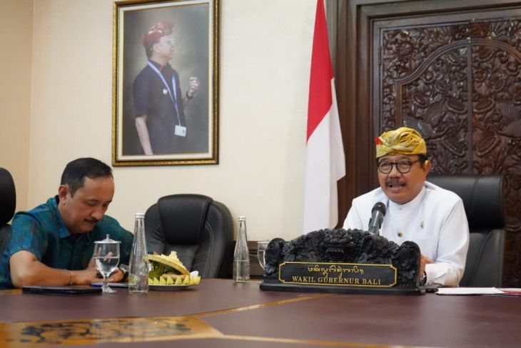 Wagub Bali usul ke Menparekraf agar ada penerbangan dari 20 kota di China