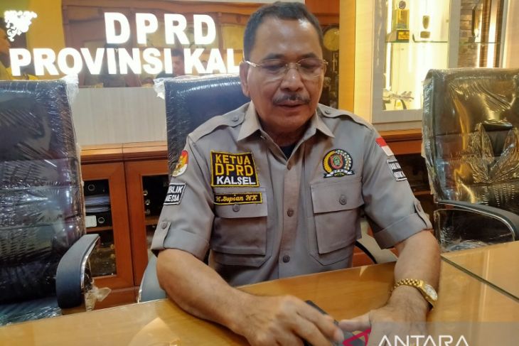 Ketua DPRD Kalsel harapkan haul Guru Sakumpul gerakan UMKM