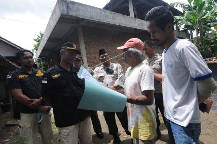 Penutupan peternakan babi tak berizin