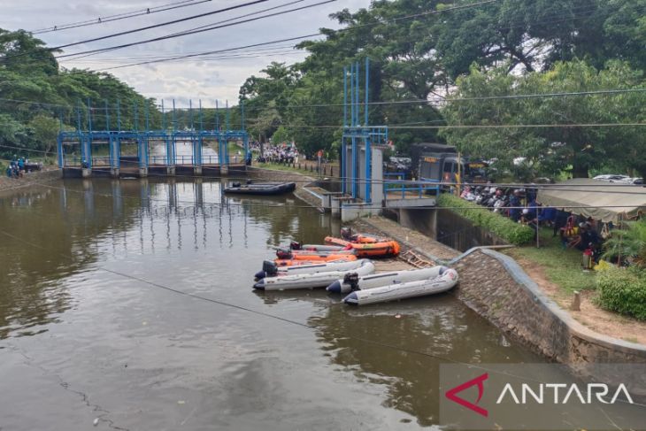 Perahu karet disiagakan antisipasi keadaan darurat saat Haul Guru Sekumpul