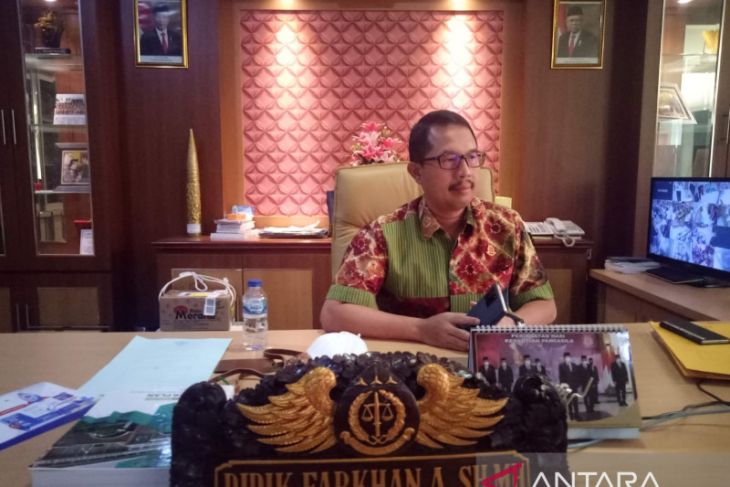 Jaksa Hobi Menulis Jabat Kajati Banten