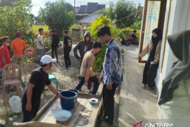 Mahasiswa Untirta Sukses Kembangkan Briket dari Sekam diTirtayasa