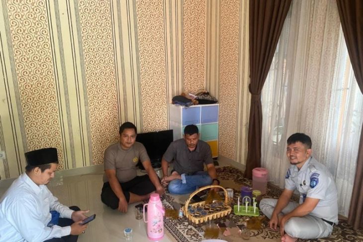 Kunjungan Petugas Jasa Raharja ke Kantor Desa Pakuluran KecamatanKeroncong Kabupaten Pandeglang