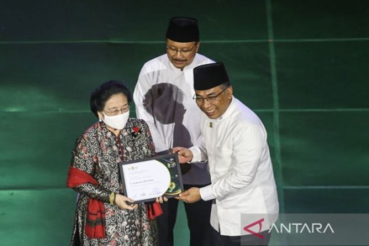 Anugerah Satu Abad NU