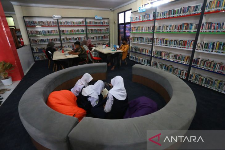 Target indeks Pembangunan Literasi Masyarakat