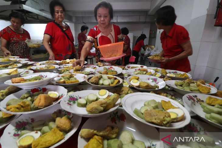 Lontong Cap Go Meh