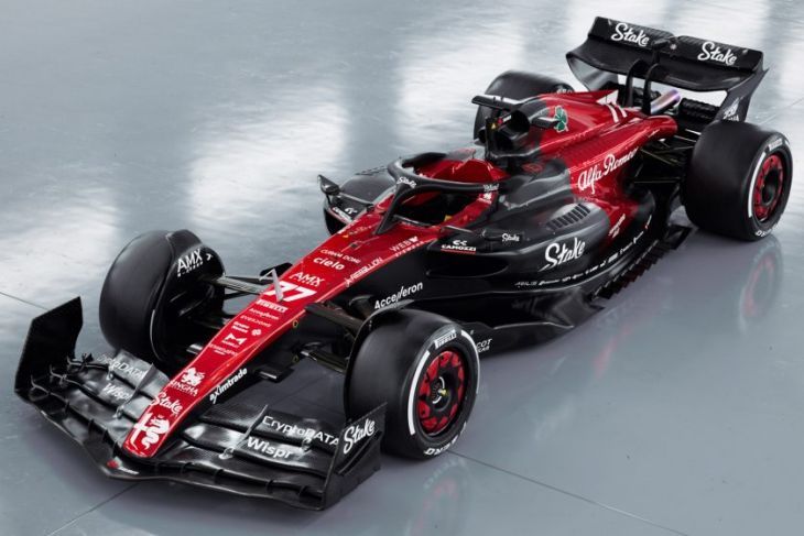 Formula 1: Tim Alfa Romeo perkenalkan C43, tampil lebih kuat di 2023