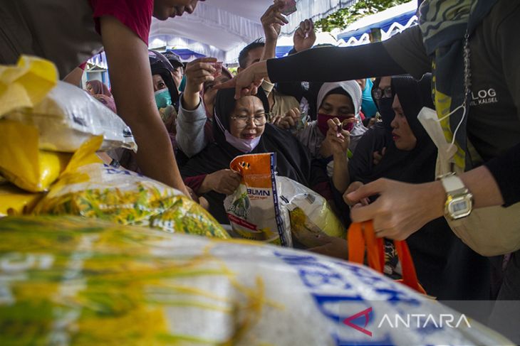 Pasar Murah Untuk Mengendalikan Inflasi Daerah