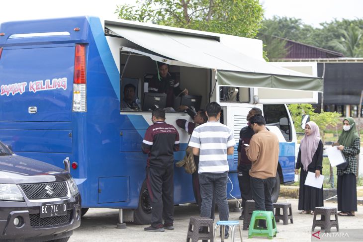 FOTO - Layanan Samsat Keliling Memudahkan Warga