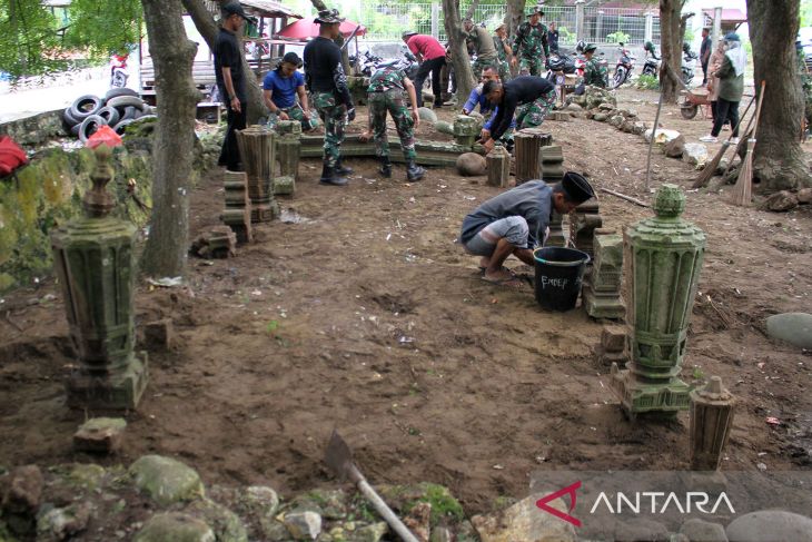 Penyelamatan situs makam sejarah di Aceh