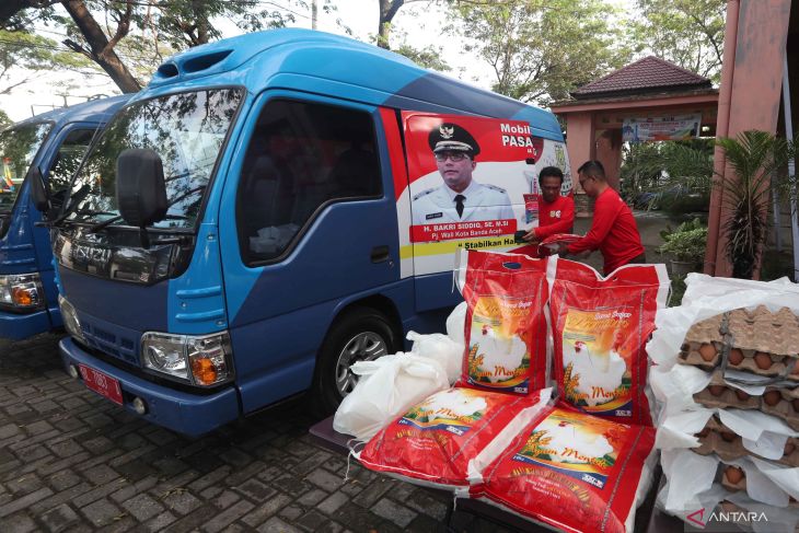 FOTO - Pemko Banda Aceh Luncurkan Mobil Pasar Murah Keliling