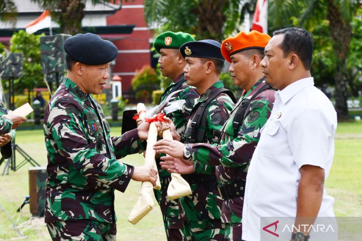 Karya Bakti Skala Besar Mabes TNI di Madiun