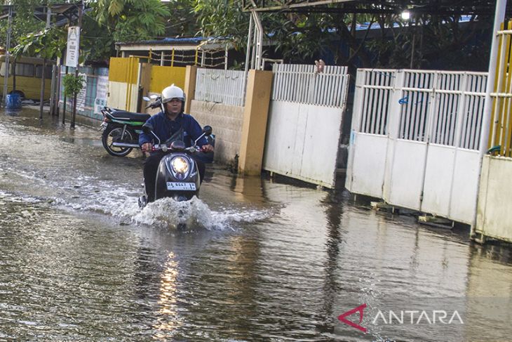 Banjir rob di Kota Banjarmasin