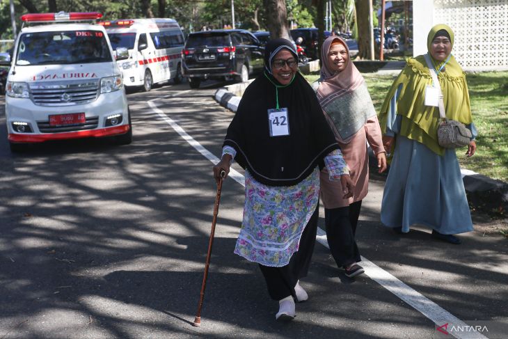 TES KEBUGARAN JAMAAH CALON HAJI BANDA ACEH