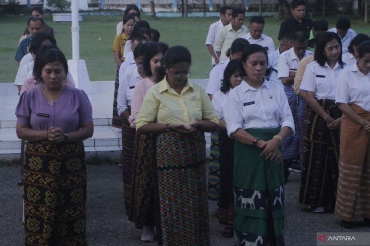 Kebijakan masuk kantor pukul 05:30 WITA di NTT