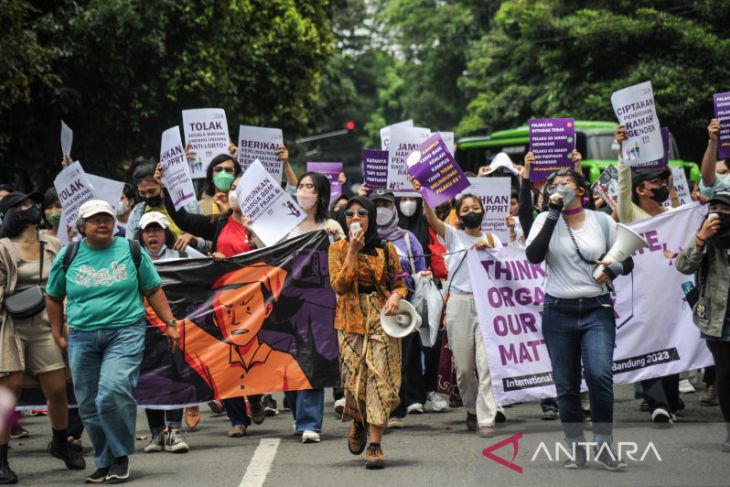 Aksi Hari Perempuan Internasional di Bandung