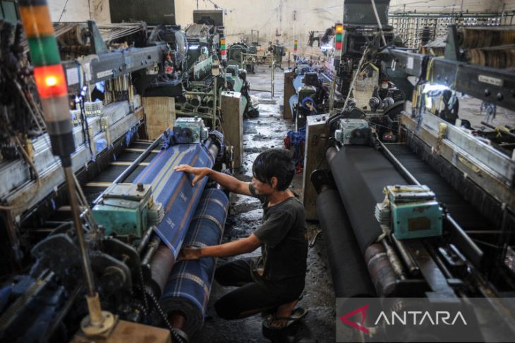 Produksi sarung meningkat jelang Ramadhan 