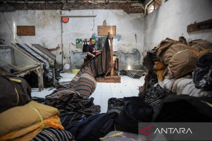 Produksi sarung meningkat jelang Ramadhan 