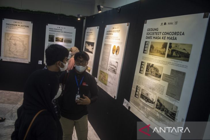 Pameran Gedung Merdeka dan Diplomasi Perdamaian Dunia 