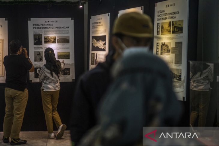 Pameran Gedung Merdeka dan Diplomasi Perdamaian Dunia 