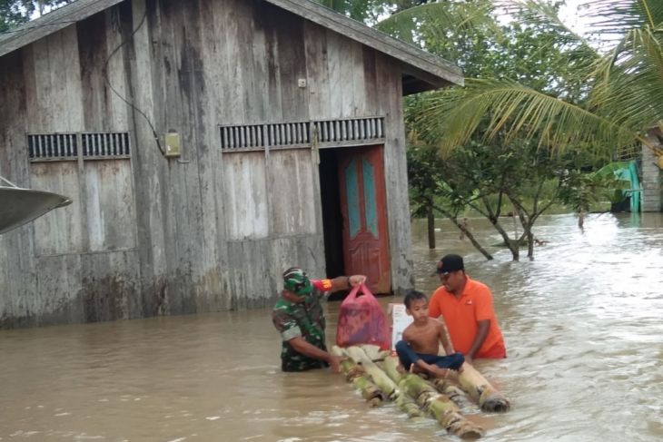 IDI Paser galang dana sekaligus assessment kesehatan korban banjir