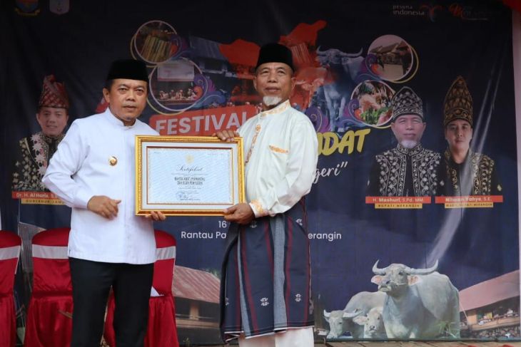 Gubernur Jambi hadiri Festival Bantai Adat Sedekah Negeri sambut Ramadhan di Merangin
