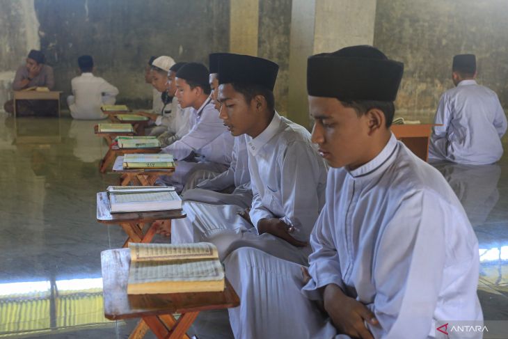 FOTO - Kemah Al Quran Saat Ramadhan di Aceh