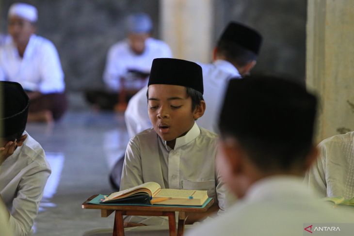 FOTO - Kemah Al Quran Saat Ramadhan di Aceh