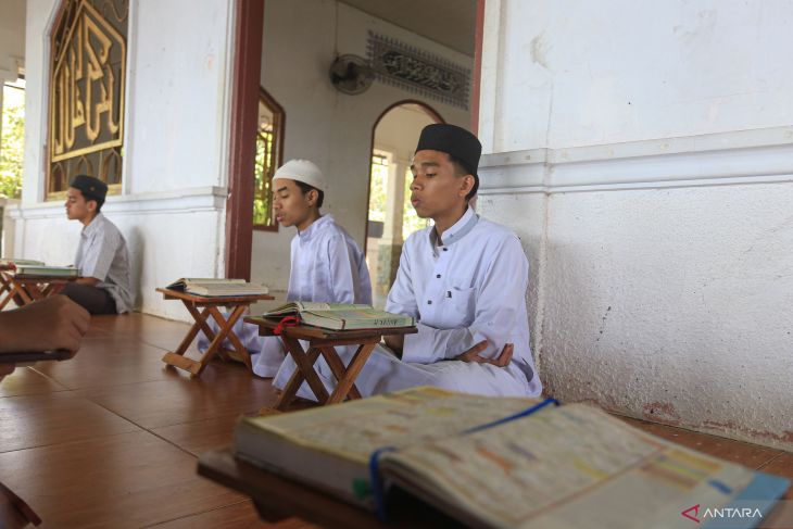 FOTO - Kemah Al Quran Saat Ramadhan di Aceh