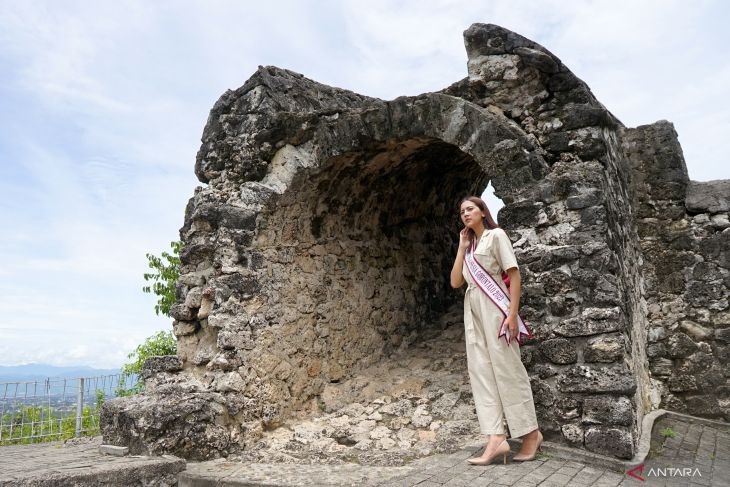 Putri Indonesia Gorontalo kunjungi dua objek wisata unggulan daerah