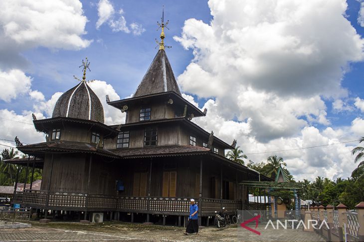 Masjid Ba'angkat Di Kalsel