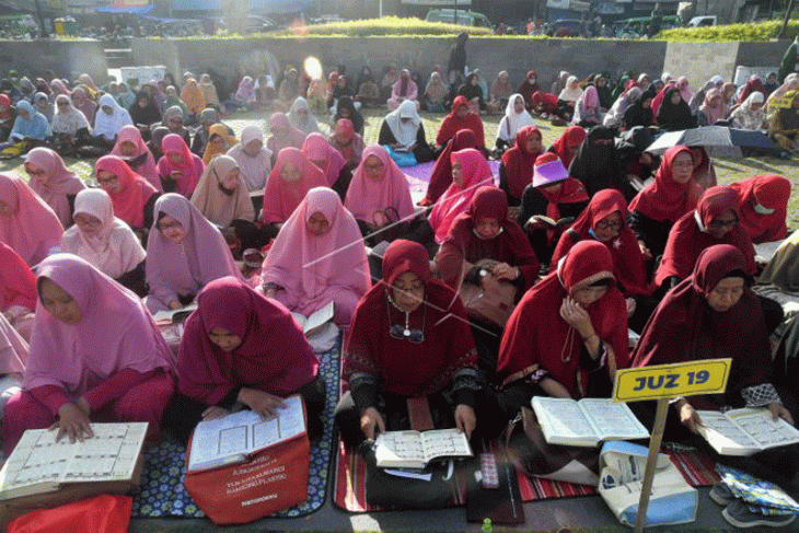 Bogor Ngaji Al Quran di Alun-Alun Kota Bogor
