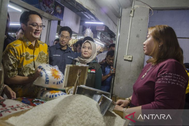 WAMENDAG GREBEK PASAR KOSAMBI BANDUNG