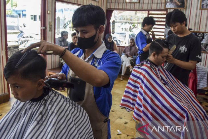 Jasa pangkas rambut meningkat 