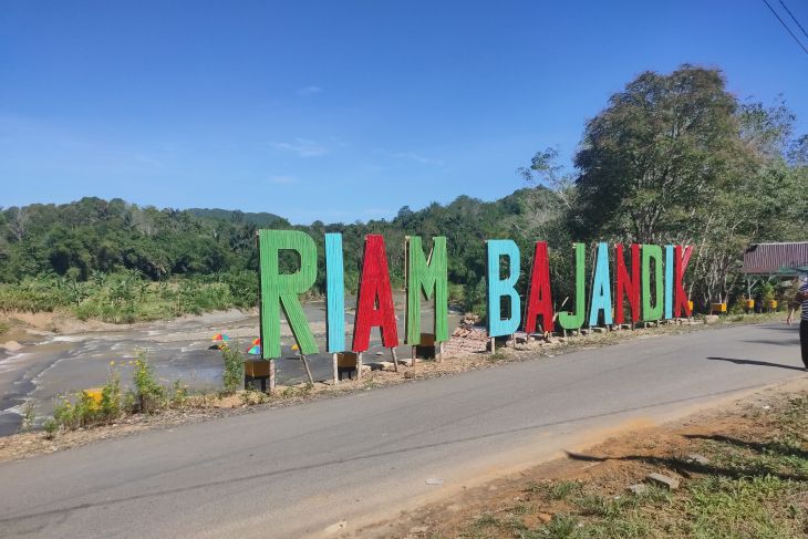 Objek Wisata Riam Banjandik Batu Benawa Kalsel Bangkit Kembali