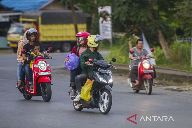 ARUS BALIK- Pemudik Di Jalan Trans Kalimantan Alami Peningkatan