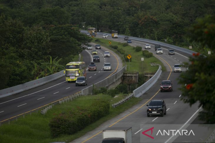 Rekayasa sistem satu arah tol Cipali