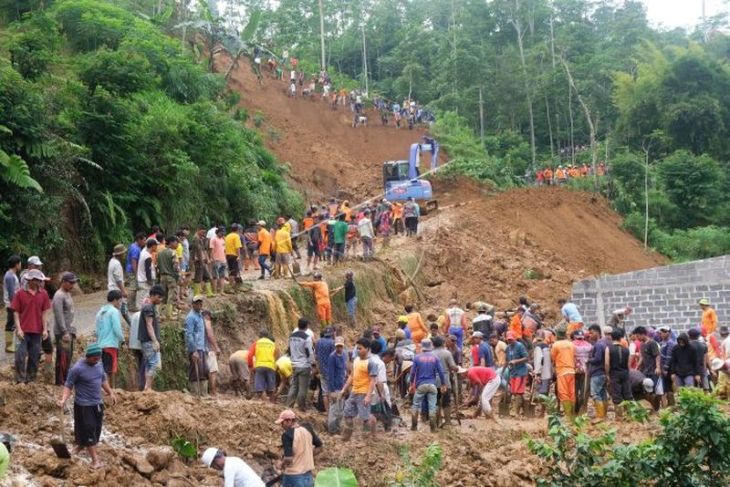 Tanah longsor di Wonosobo