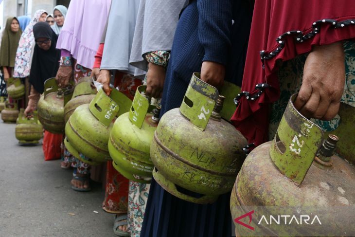 FOTO - Operasi pasar gas elpiji bersubsidi usai lebaran