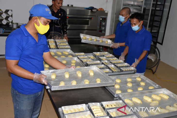 FOTO - Produksi kue warga binaan di Lapas Banda Aceh