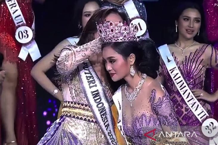 Farhana Nariswari dari Jawa Barat terpilih jadi Puteri Indonesia 2023