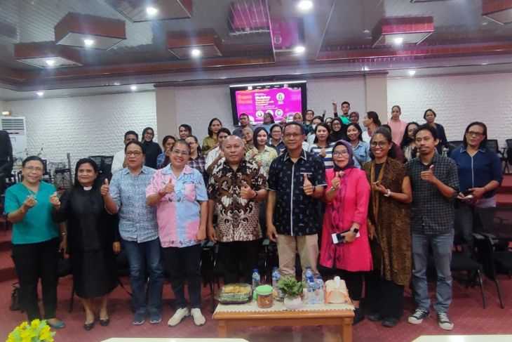 FJPI ingatkan jurnalis perempuan di Maluku harus paham jurnalisme damai
