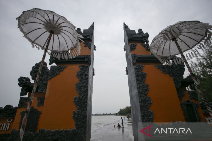 Potensi wisata pantai Indramayu