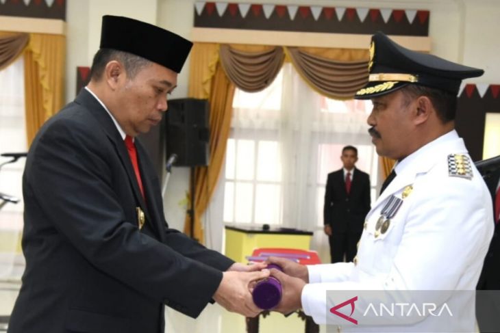 Gubernur Gorontalo lantik Penjabat Bupati Boalemo